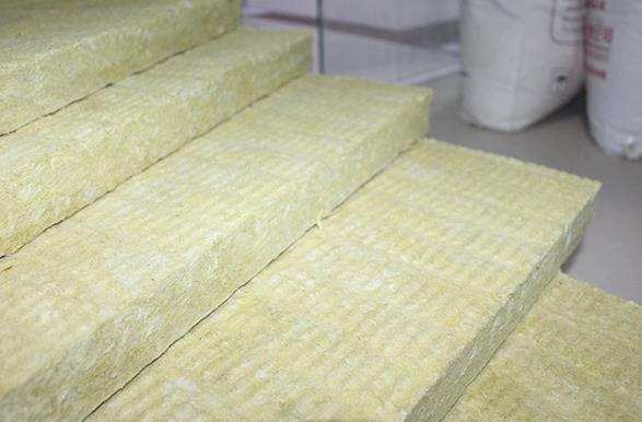 漯河岩棉板和砂浆纸复合漯河岩棉板有什么不同